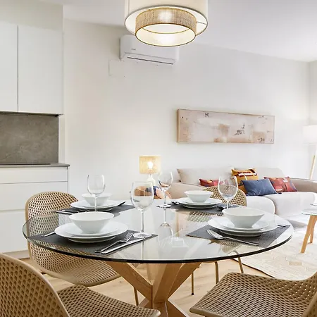 The Collection - Izpizua Apartment *